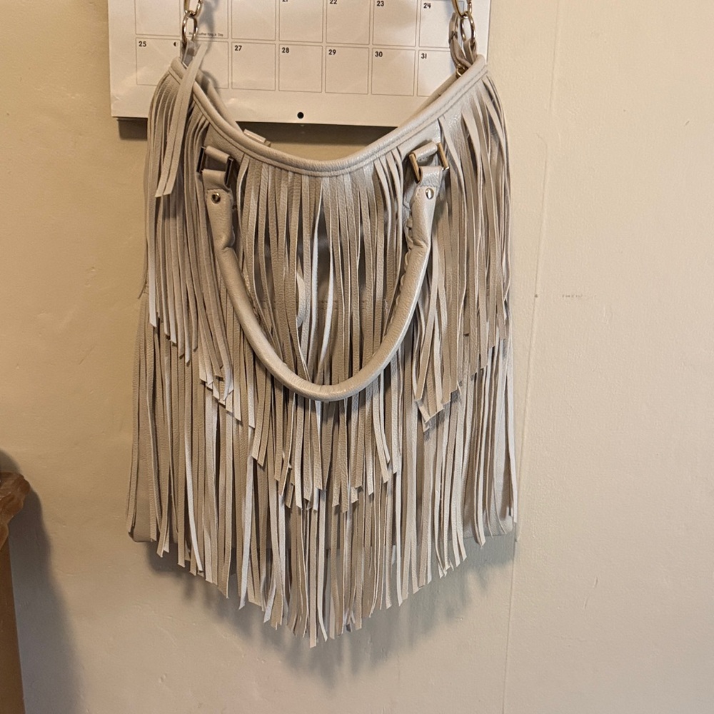 Elegant Fringe Shoulder Bag - Cream